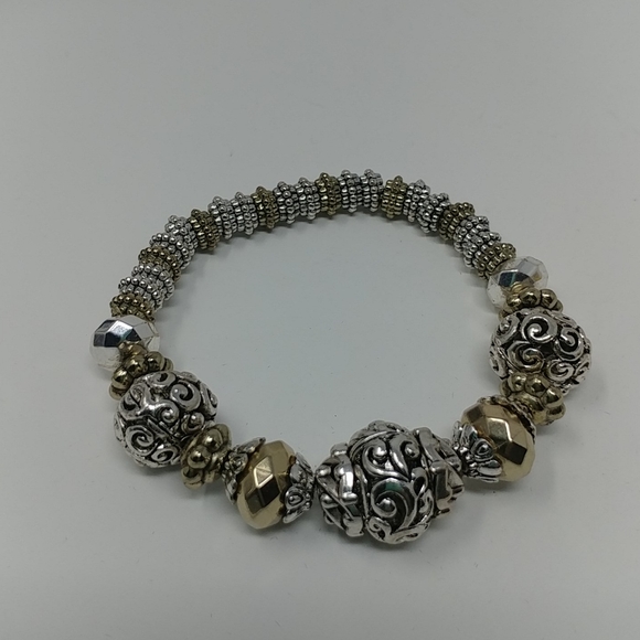 NWT Mixed Metal Stretch Bracelet - Picture 2 of 3